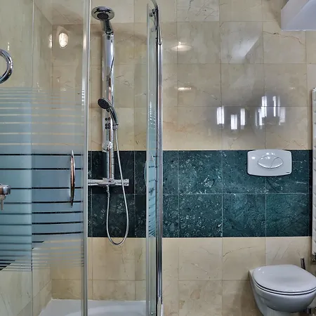 Hotel Complex Silva Bucureşti